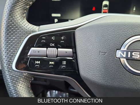 Used 2025 Nissan Ariya FWD image 17