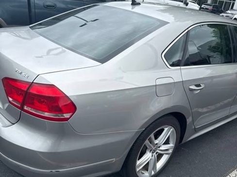 Used 2013 Volkswagen Passat TDI SE FWD image 10