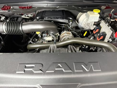 Used 2019 RAM 1500 Big Horn AWD/4WD image 35