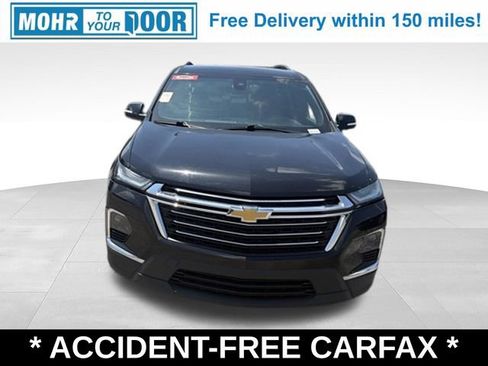 Used 2022 Chevrolet Traverse LT FWD image 9