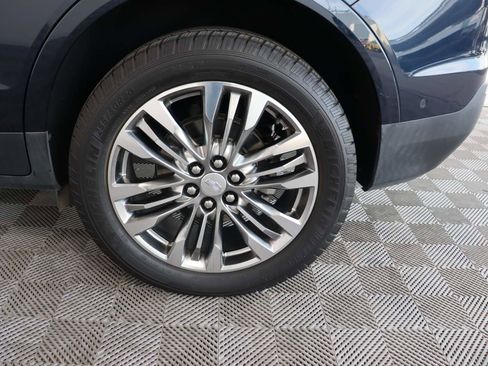 Used 2017 Cadillac XT5 Platinum w/ Driver Assist Package image 17