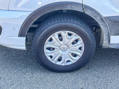 Used 2023 Ford Transit 350 XLT image 7