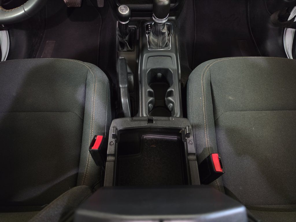 Used 2024 Jeep Wrangler Unlimited Sport AWD/4WD image 16
