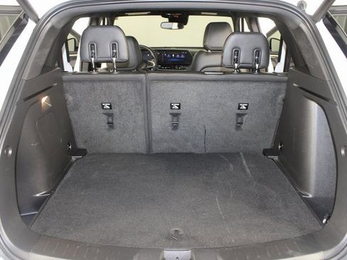 Used 2024 Chevrolet TrailBlazer ACTIV w/ Convenience Package image 18