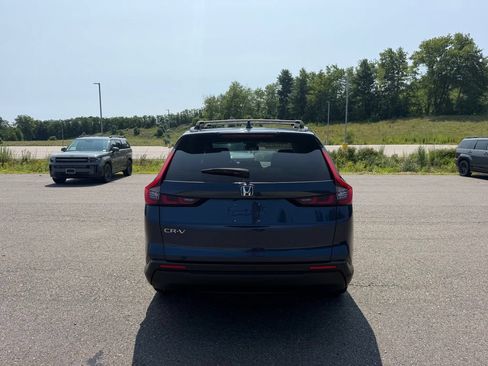 Used 2025 Honda CR-V EX image 25