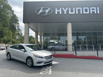 Used 2015 Hyundai Sonata SE w/ Option Group 09