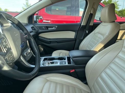 Used 2024 Ford Edge SEL AWD/4WD image 6