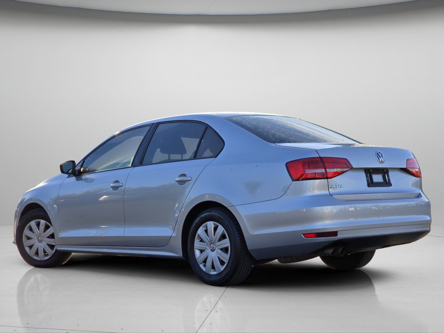 Used 2015 Volkswagen Jetta S FWD image 16