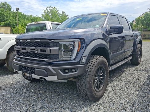 Used 2022 Ford F150 Raptor w/ Equipment Group 801A High AWD/4WD image 3