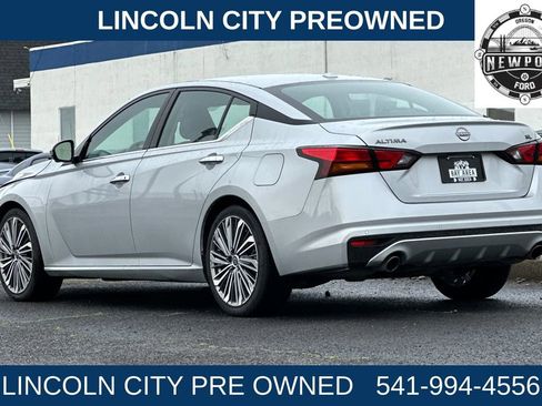 Used 2023 Nissan Altima 2.5 SL image 5