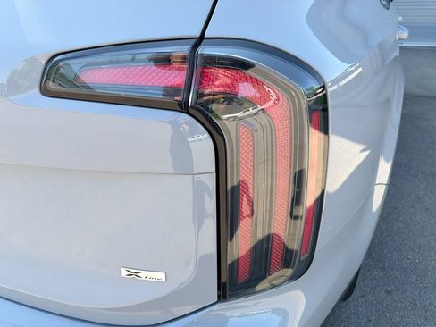 Used 2024 Kia Telluride SX Prestige X-Line AWD/4WD image 11