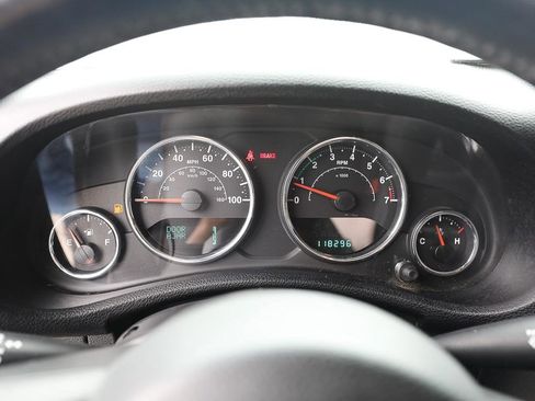 Used 2012 Jeep Wrangler Sport AWD/4WD image 14