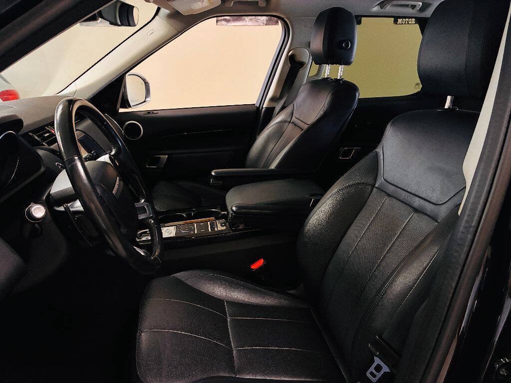 Used 2020 Land Rover Discovery SE AWD/4WD image 20