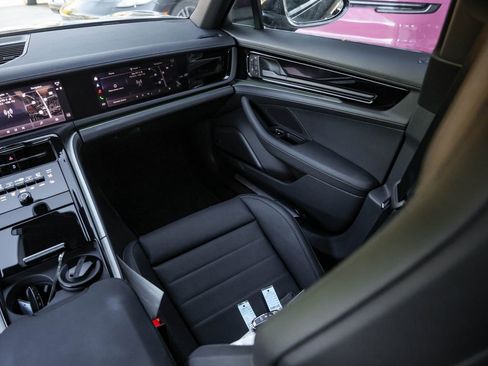 New 2026 Porsche Panamera RWD image 37