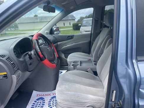 Used 2009 Kia Sedona LX image 10