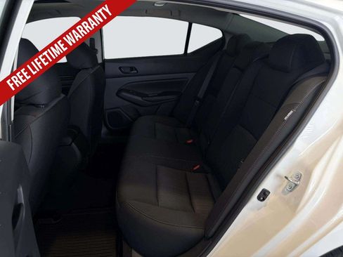 Used 2024 Nissan Altima 2.5 SV w/ SV Premium Package FWD image 32