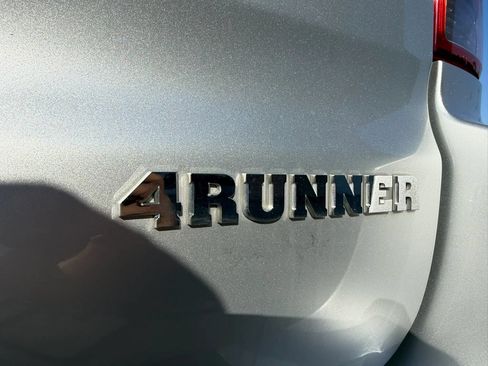 Used 2007 Toyota 4Runner Sport RWD image 15