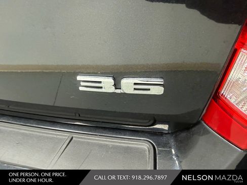 Used 2013 Cadillac SRX Premium AWD/4WD image 15