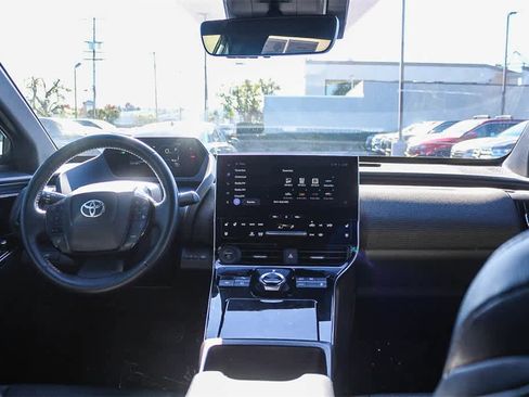Used 2023 Toyota bZ4X Limited image 18
