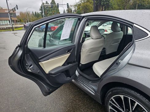 Used 2026 Toyota Camry XLE image 20