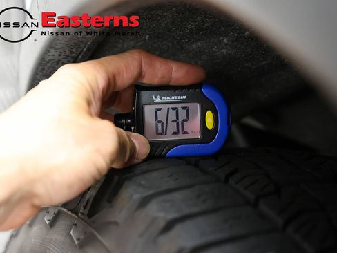 Used 2025 Nissan Rogue SV AWD/4WD image 26
