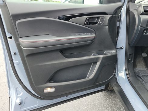 Used 2024 Honda Passport Black Edition image 19