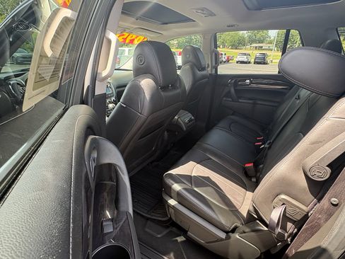 Used 2017 Buick Enclave Leather AWD/4WD image 22