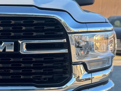 Used 2024 RAM 3500 Big Horn AWD/4WD image 5