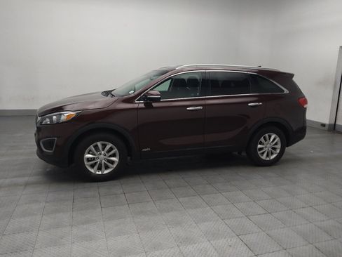 Used 2016 Kia Sorento AWD w/ LX Convenience Package image 2
