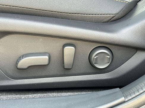 New 2025 Subaru Crosstrek 2.5i Wilderness w/ Crosstrek Mirror Package image 21