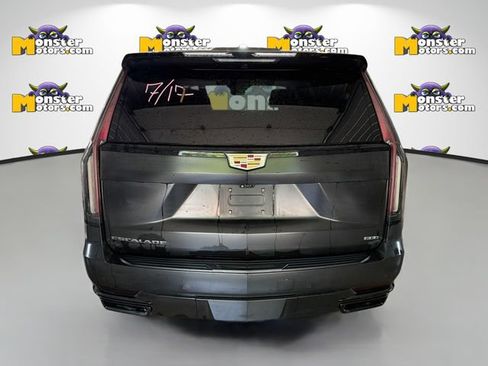 Used 2021 Cadillac Escalade Sport AWD/4WD image 5