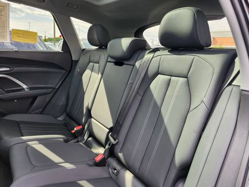 Used 2025 Audi Q5 Prestige AWD/4WD image 10