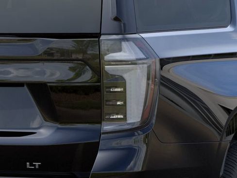 New 2026 Chevrolet Suburban LT w/ Comfort Package RWD image 11