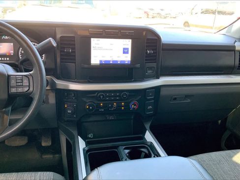 Certified 2023 Ford F250 XLT image 7