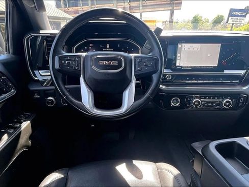 Used 2024 GMC Sierra 1500 SLT image 5