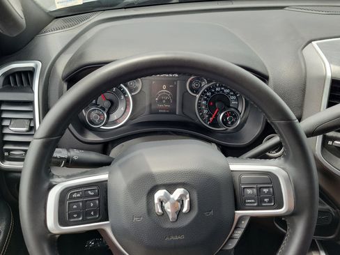 Used 2022 RAM 3500 Big Horn w/ Level 1 Equipment Group AWD/4WD image 22