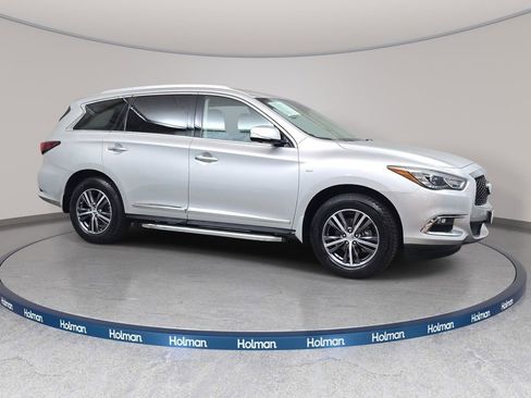 Used 2017 INFINITI QX60 Luxe w/ Premium Plus Package AWD/4WD image 4