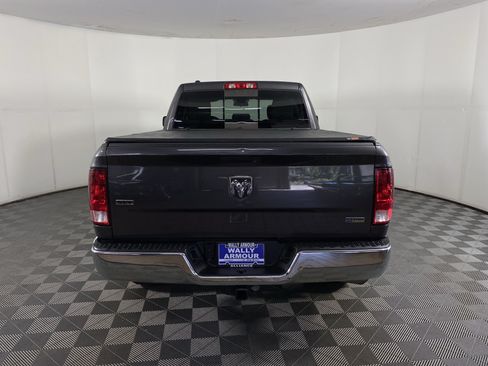 Used 2017 RAM 1500 Classic SLT RWD image 5