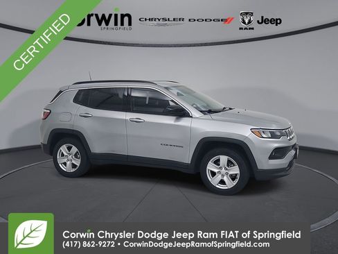 Certified 2022 Jeep Compass Latitude FWD image 1