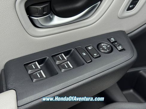 Certified 2025 Honda Pilot Elite image 25