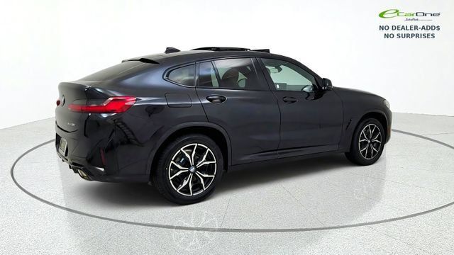 Used 2024 BMW X4 xDrive30i w/ Premium Package AWD/4WD image 9