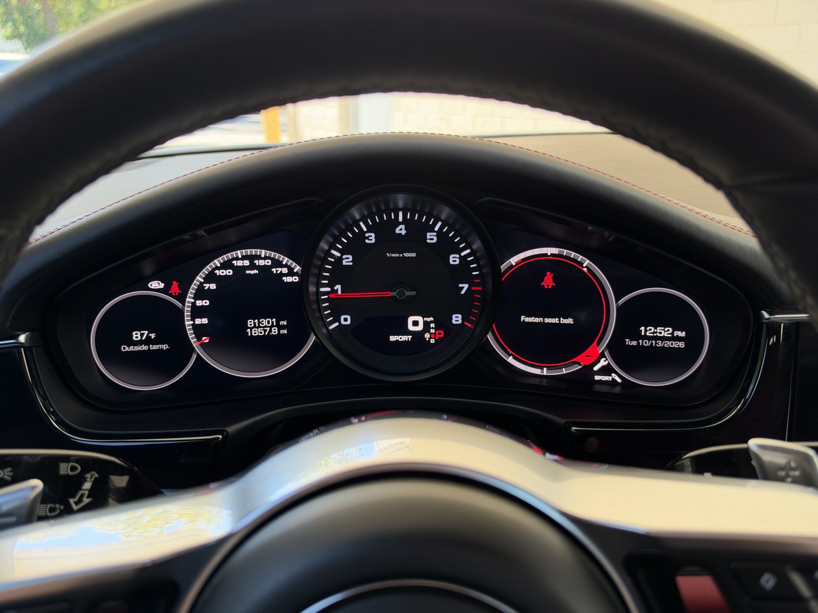 Used 2018 Porsche Panamera 4 AWD/4WD image 19