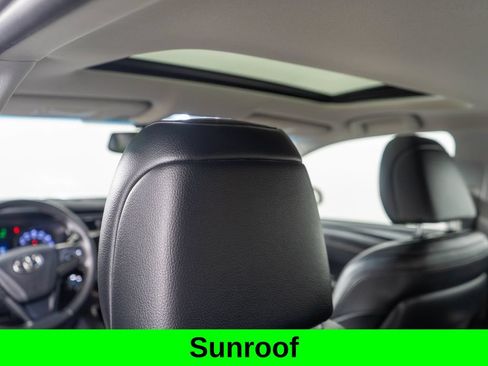 Used 2014 Toyota Avalon XLE Touring FWD image 12