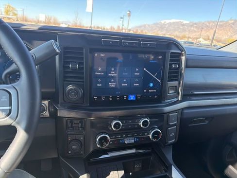 Used 2024 Ford F250 Lariat w/ Lariat Ultimate Package AWD/4WD image 25