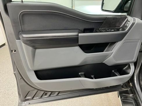 Used 2025 Ford F150 XLT AWD/4WD image 21