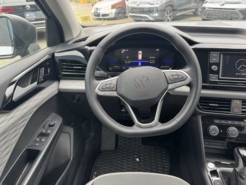 Certified 2024 Volkswagen Taos S AWD/4WD image 15