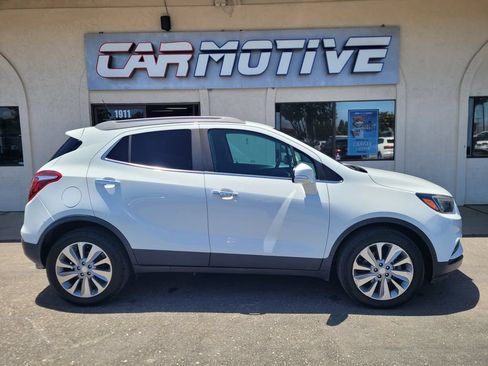Used 2017 Buick Encore Preferred FWD image 2