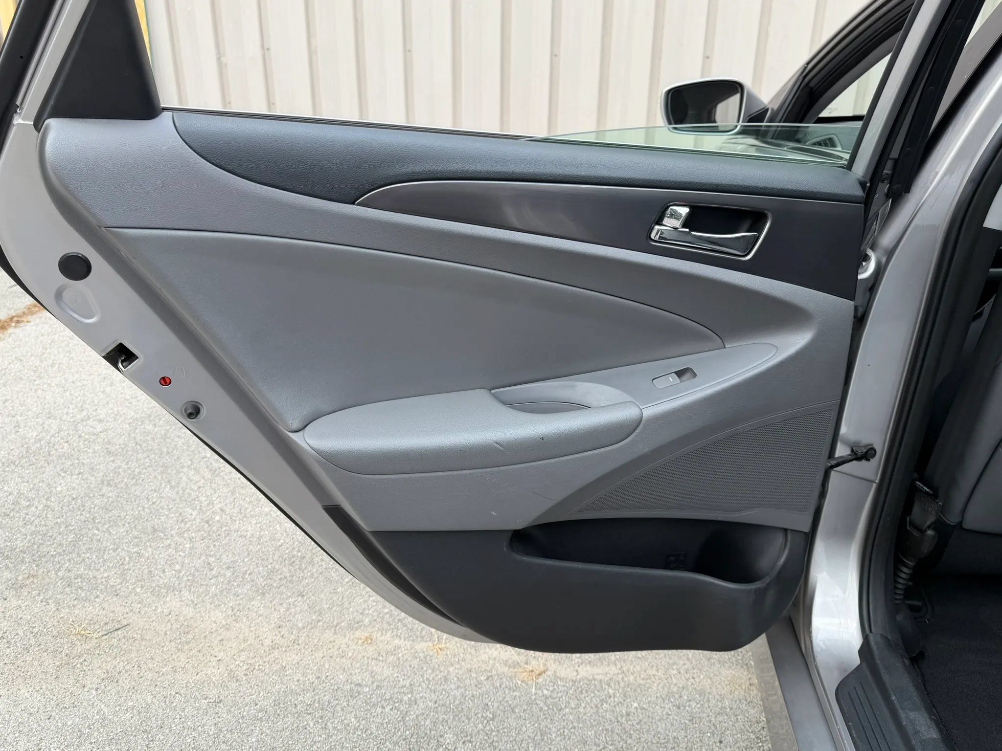 Used 2012 Hyundai Sonata Hybrid FWD image 17