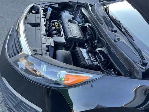 Used 2011 Kia Sportage LX w/ Convenience Pkg image 33