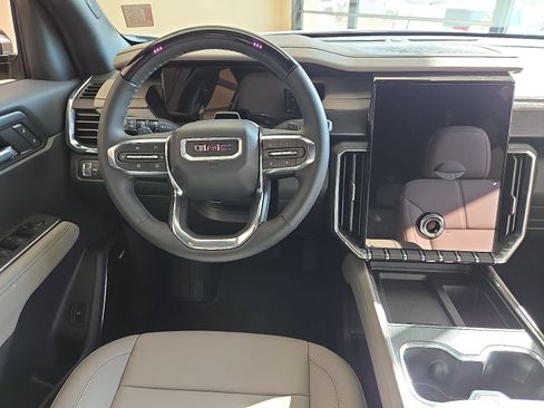 New 2026 GMC Acadia Elevation w/ Super Cruise Package FWD image 8